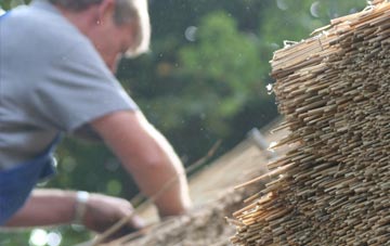 professional Harmans Cross thatchers